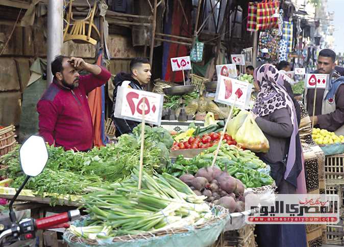«الحوار الوطنى» يوصى بإعفاء السلع الأساسية والأدوية من الجمارك والضرائب